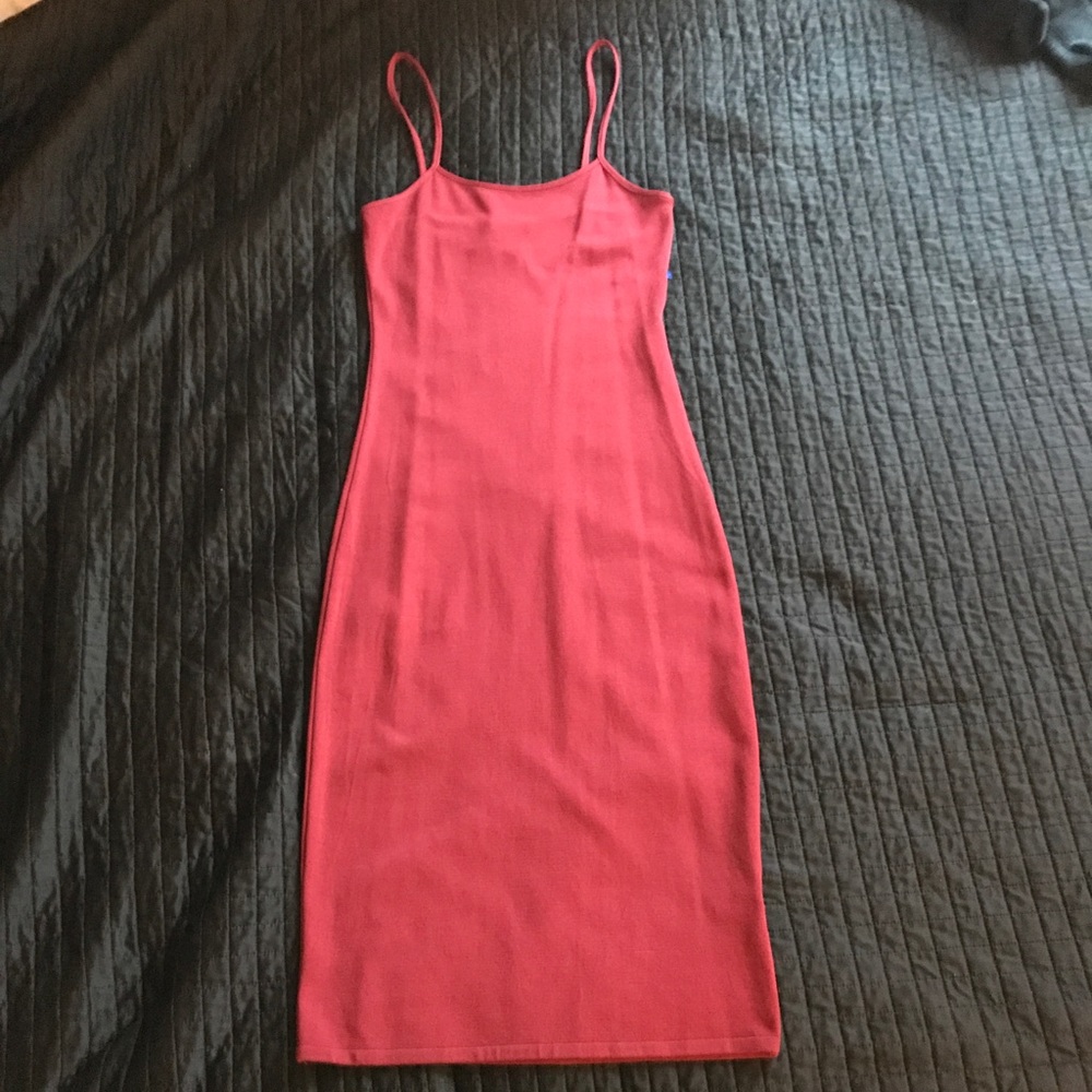 Burgundy body con dress